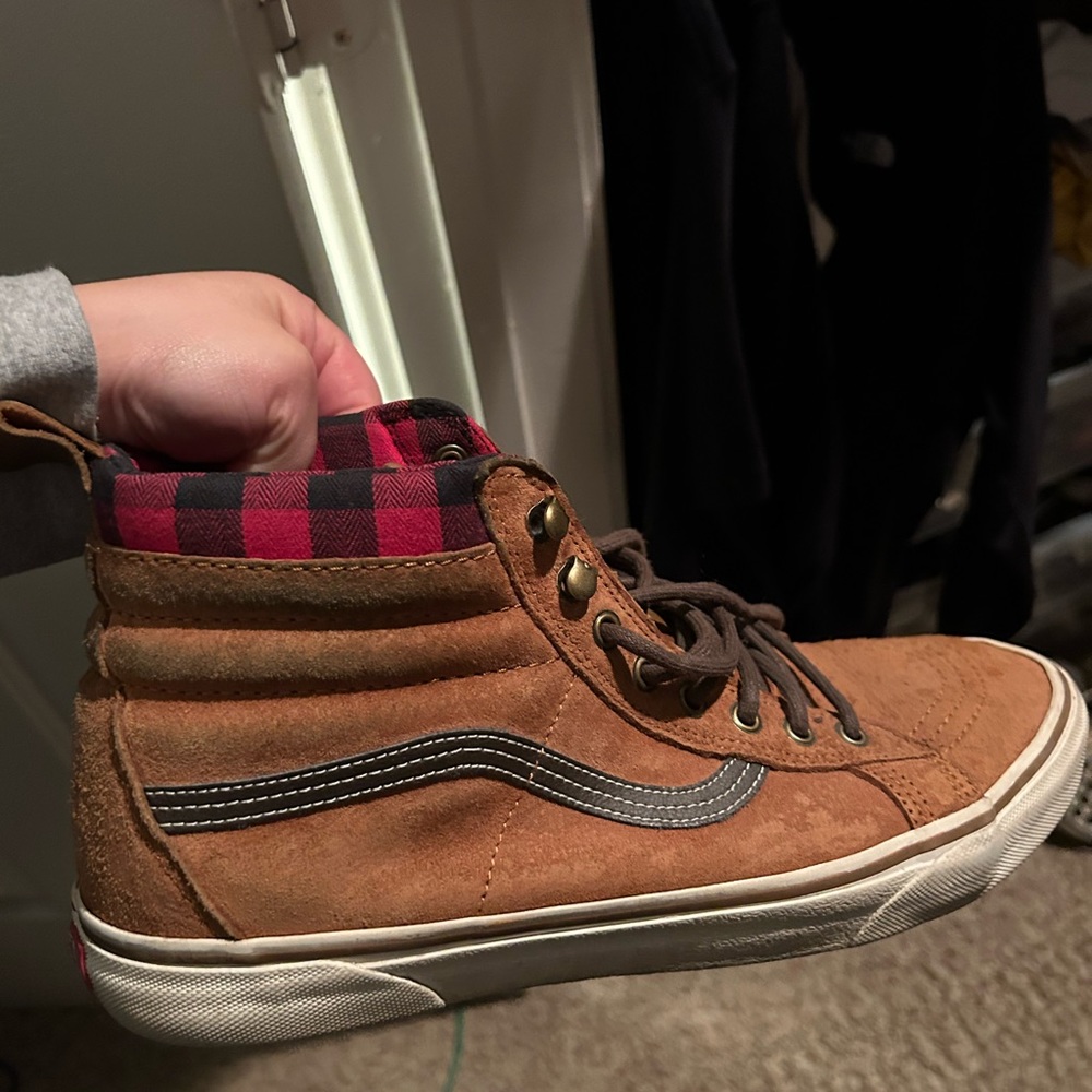 Size 12 MTE vans. Used